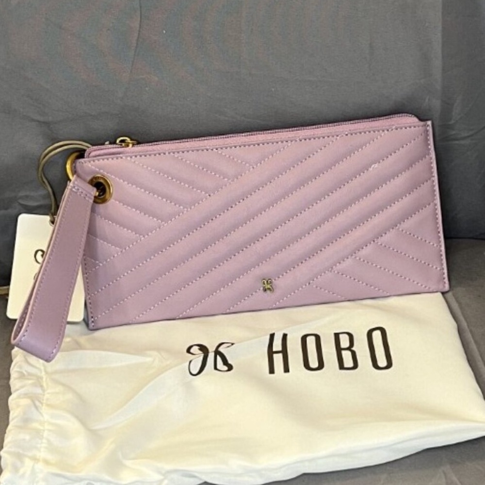 Hobo Vida Quilted Wristlet/Clutch 💖 - Picture 2 of 4